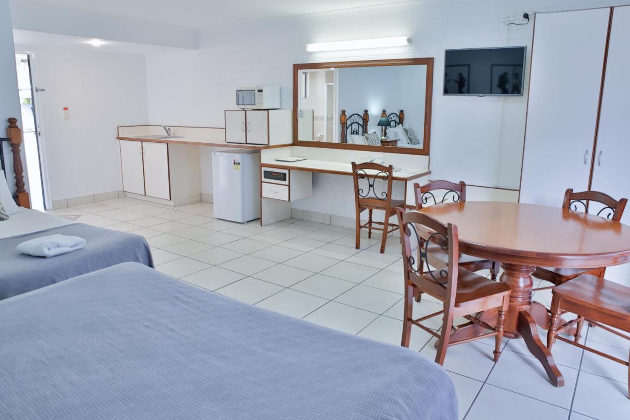Central Park Motel Rockhampton Kültér fotó
